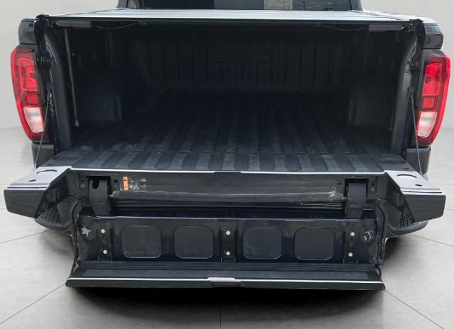 2022 GMC Sierra 1500 Vehicle Photo in GREEN BAY, WI 54303-3330