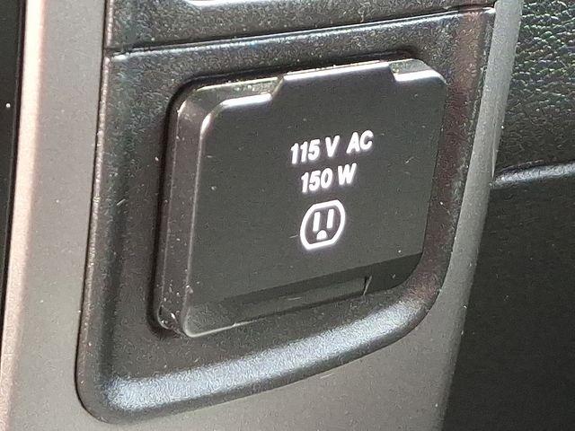 2017 Ram 1500 Vehicle Photo in DANBURY, CT 06810-5034