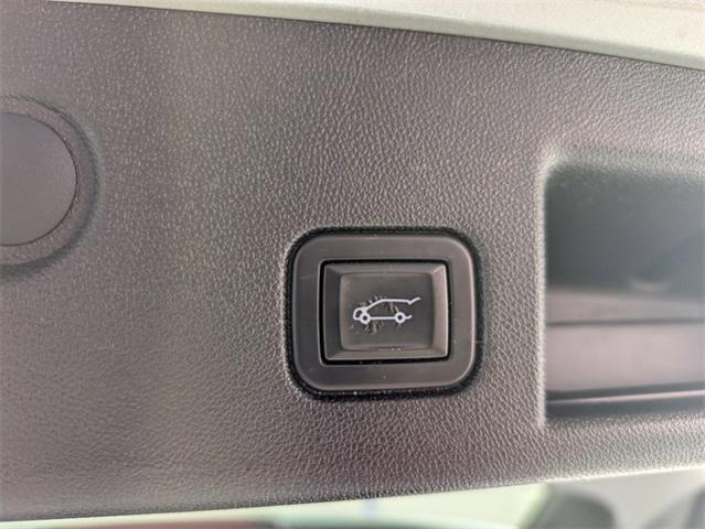 2020 Chevrolet Equinox Vehicle Photo in ENGLEWOOD, CO 80113-6708