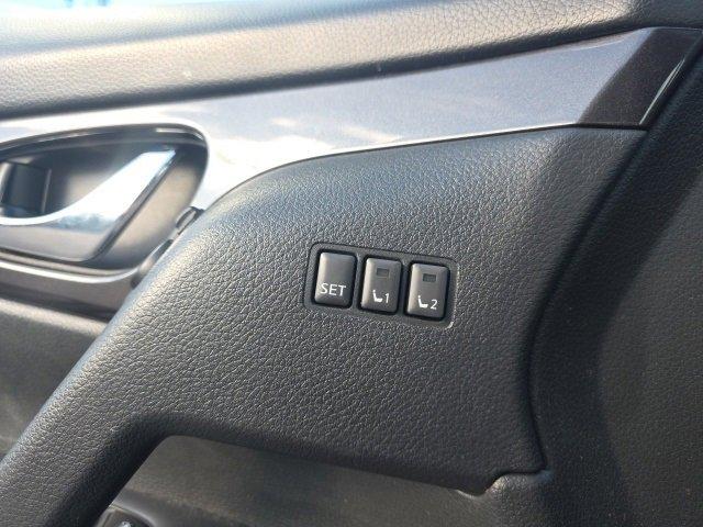 2018 Nissan Rogue Vehicle Photo in Harrisburg, PA 17111-1033