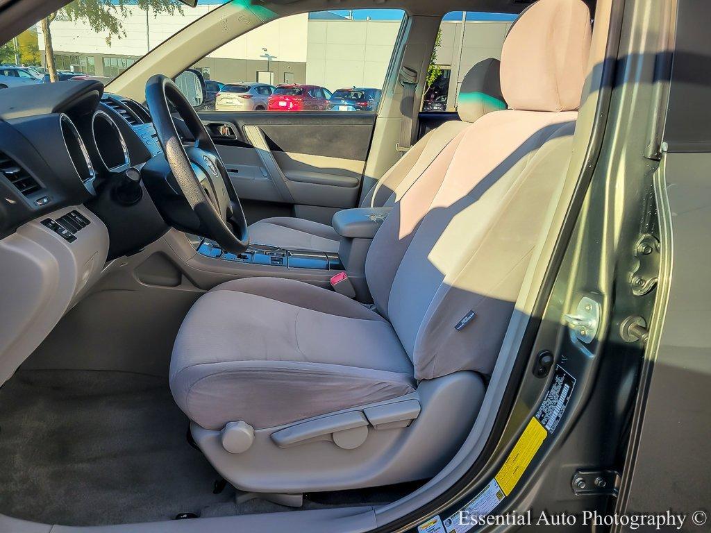 2009 Toyota Highlander Vehicle Photo in Saint Charles, IL 60174