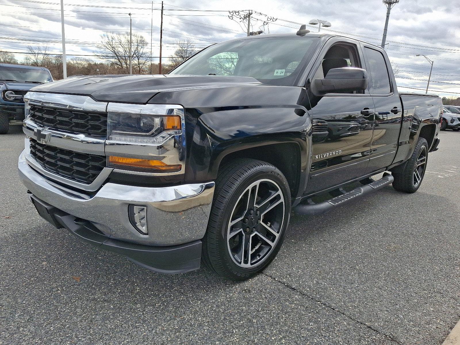 2019 Chevrolet Silverado 1500 LD Vehicle Photo in BETHLEHEM, PA 18017-9401