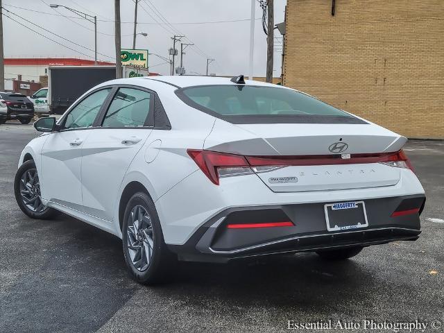 2024 Hyundai Elantra Vehicle Photo in OAK LAWN, IL 60453-2517