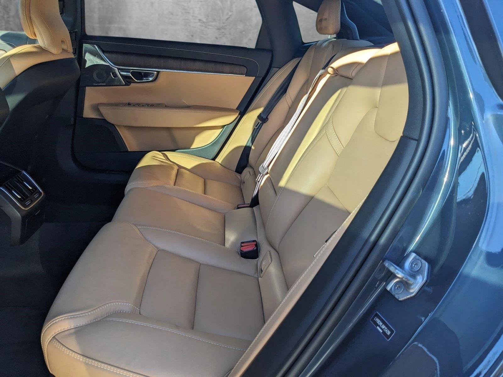 2022 Volvo S90 Vehicle Photo in MIAMI, FL 33172-3015