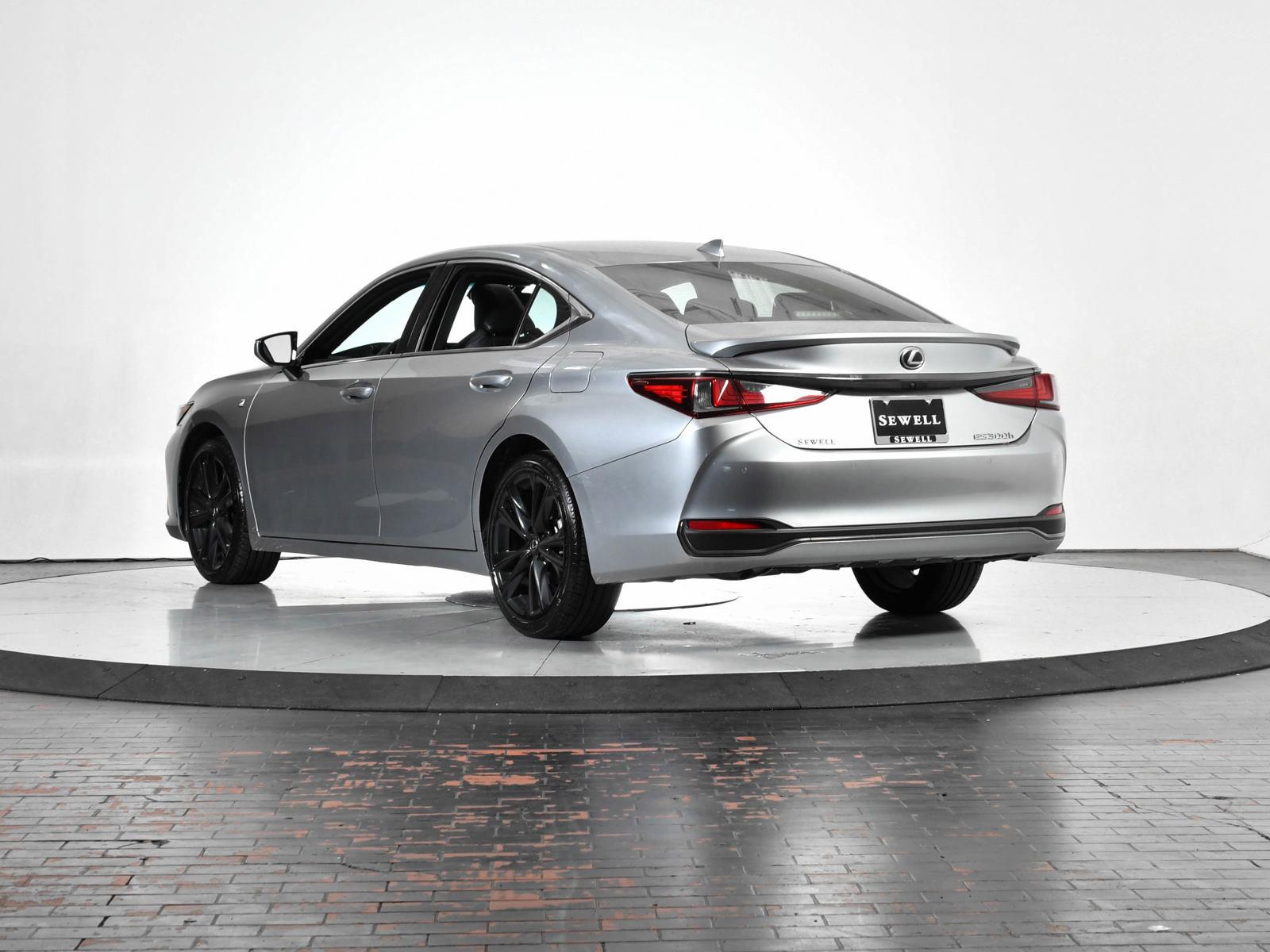 2024 Lexus ES 300h Vehicle Photo in DALLAS, TX 75235