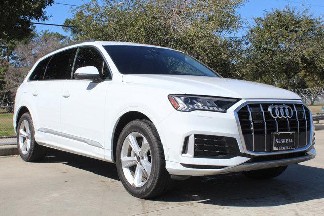 2023 Audi Q7 Vehicle Photo in HOUSTON, TX 77090