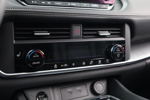 2025 Nissan Rogue Vehicle Photo in Ballwin, MO 63011
