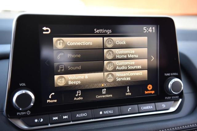 2025 Nissan Rogue Vehicle Photo in Ballwin, MO 63011