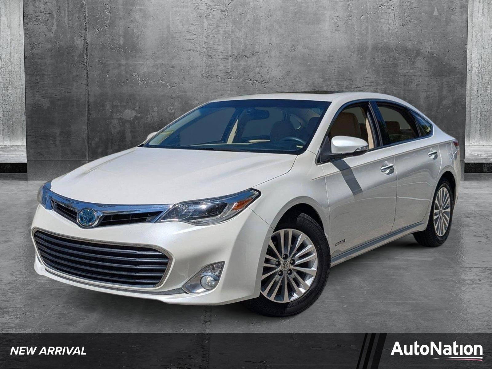 2014 Toyota Avalon Hybrid Vehicle Photo in West Palm Beach, FL 33417