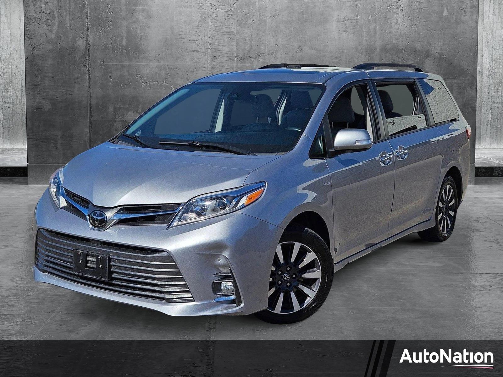 2018 Toyota Sienna Vehicle Photo in HENDERSON, NV 89014-6702