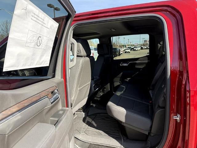 2025 GMC Sierra 1500 Vehicle Photo in CHICOPEE, MA 01020-5001