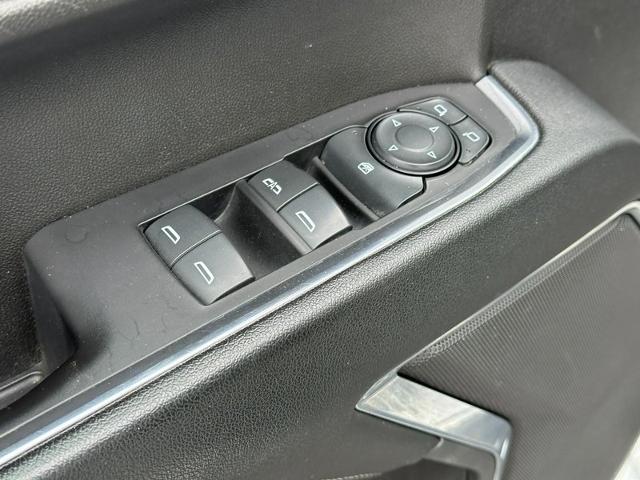 2023 Chevrolet Silverado 1500 Vehicle Photo in COLUMBIA, MO 65203-3903