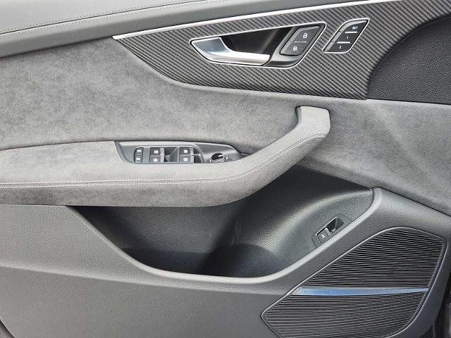 2025 Audi RS Q8 Vehicle Photo in MCKINNEY, TX 75070