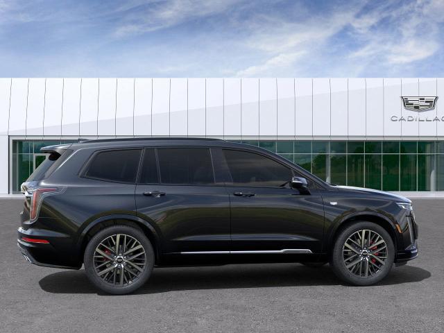 2025 Cadillac XT6 Vehicle Photo in POMPANO BEACH, FL 33064-7091