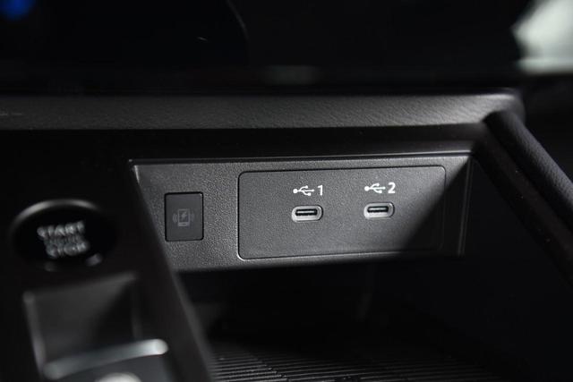 2025 Nissan Kicks Vehicle Photo in Ballwin, MO 63011