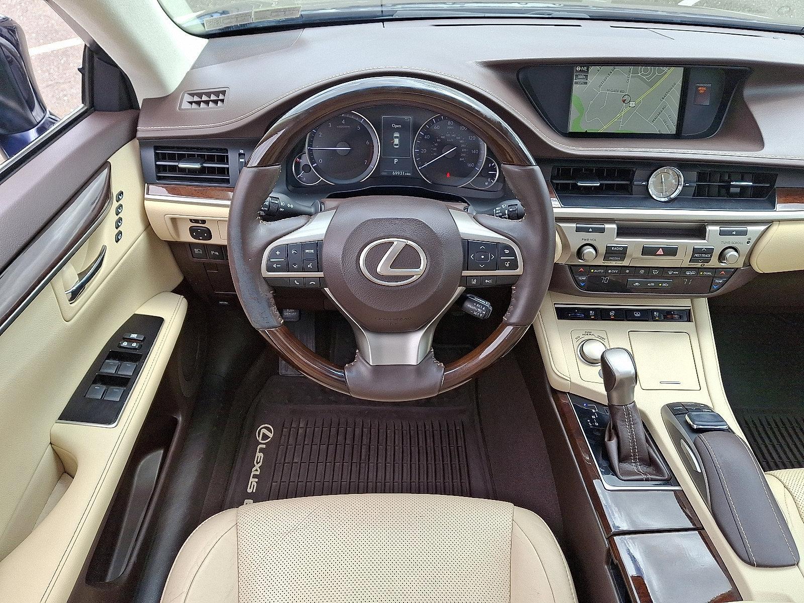 2017 Lexus ES 350 Vehicle Photo in Trevose, PA 19053