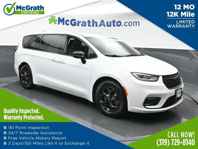 2024 Chrysler Pacifica Vehicle Photo in Cedar Rapids, IA 52402