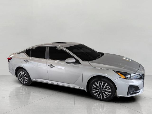 2023 Nissan Altima Vehicle Photo in Oshkosh, WI 54901