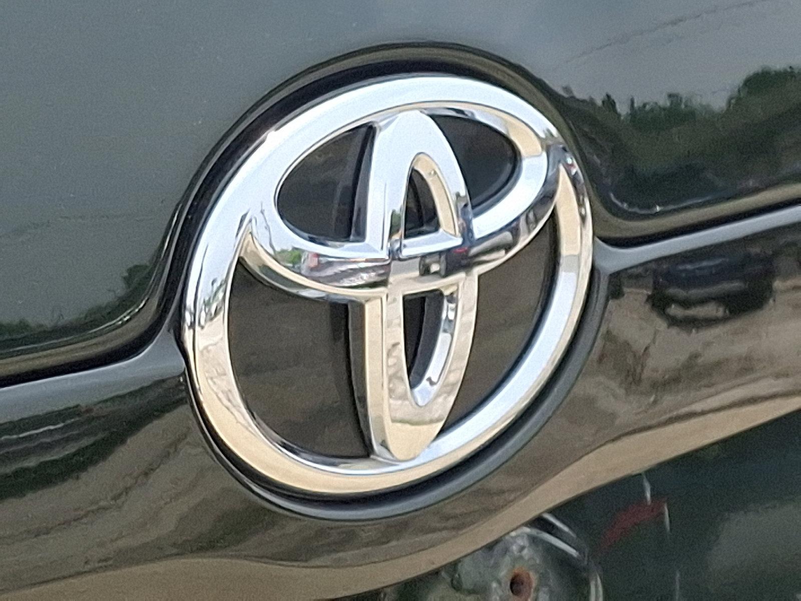 2011 Toyota Camry Vehicle Photo in Trevose, PA 19053