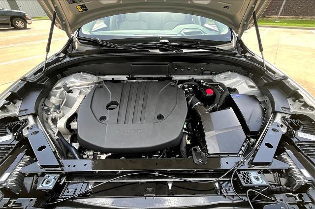 2022 Volvo XC60 Vehicle Photo in Houston, TX 77007