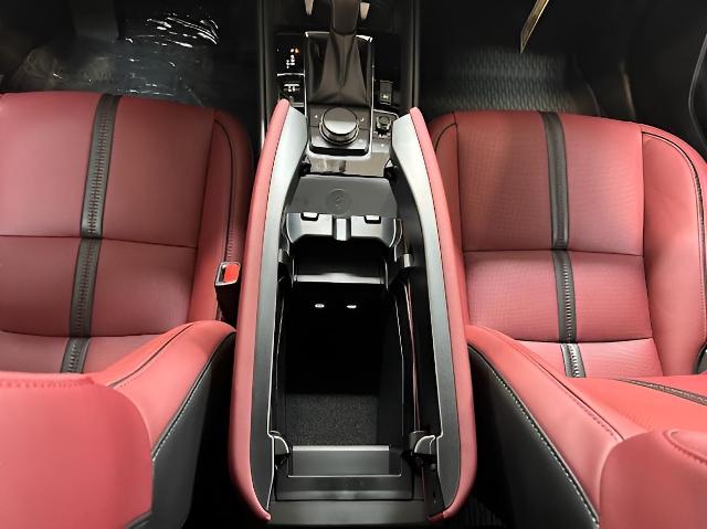 2025 Mazda CX-50 Hybrid Vehicle Photo in Green Bay, WI 54304