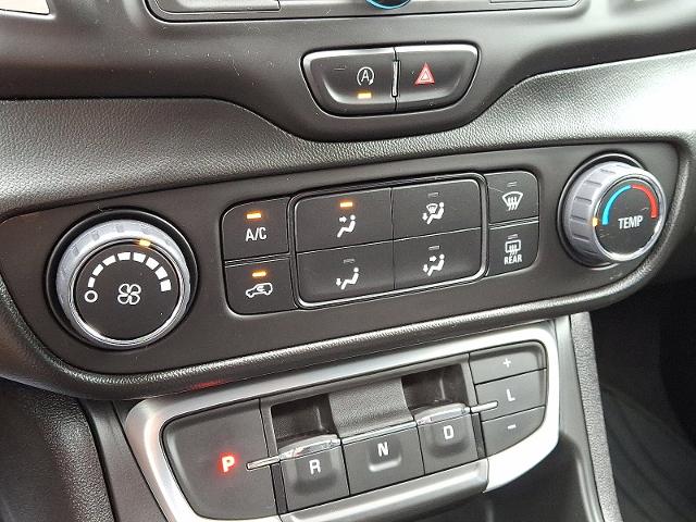 2022 GMC Terrain Vehicle Photo in TREVOSE, PA 19053-4984