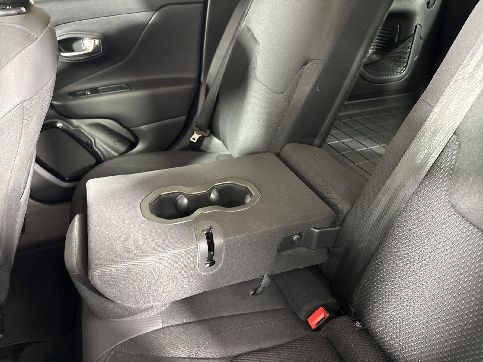 2018 Jeep Renegade Vehicle Photo in GEORGETOWN, TX 78626-7508