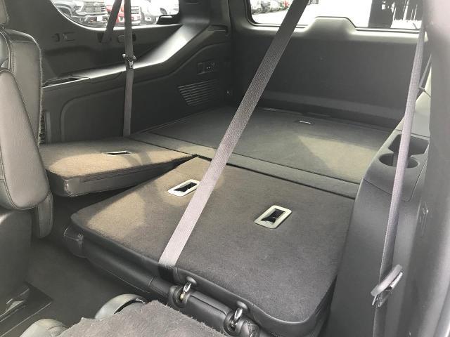 2024 GMC Yukon XL Vehicle Photo in GREEN BAY, WI 54303-3330