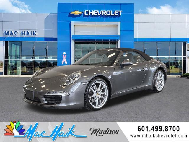 2015 Porsche 911 Carrera Cabriolet RWD