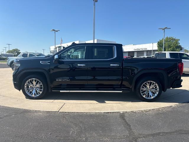 Used 2022 GMC Sierra 1500 Denali Denali with VIN 3GTUUGEL4NG684409 for sale in Wichita, KS