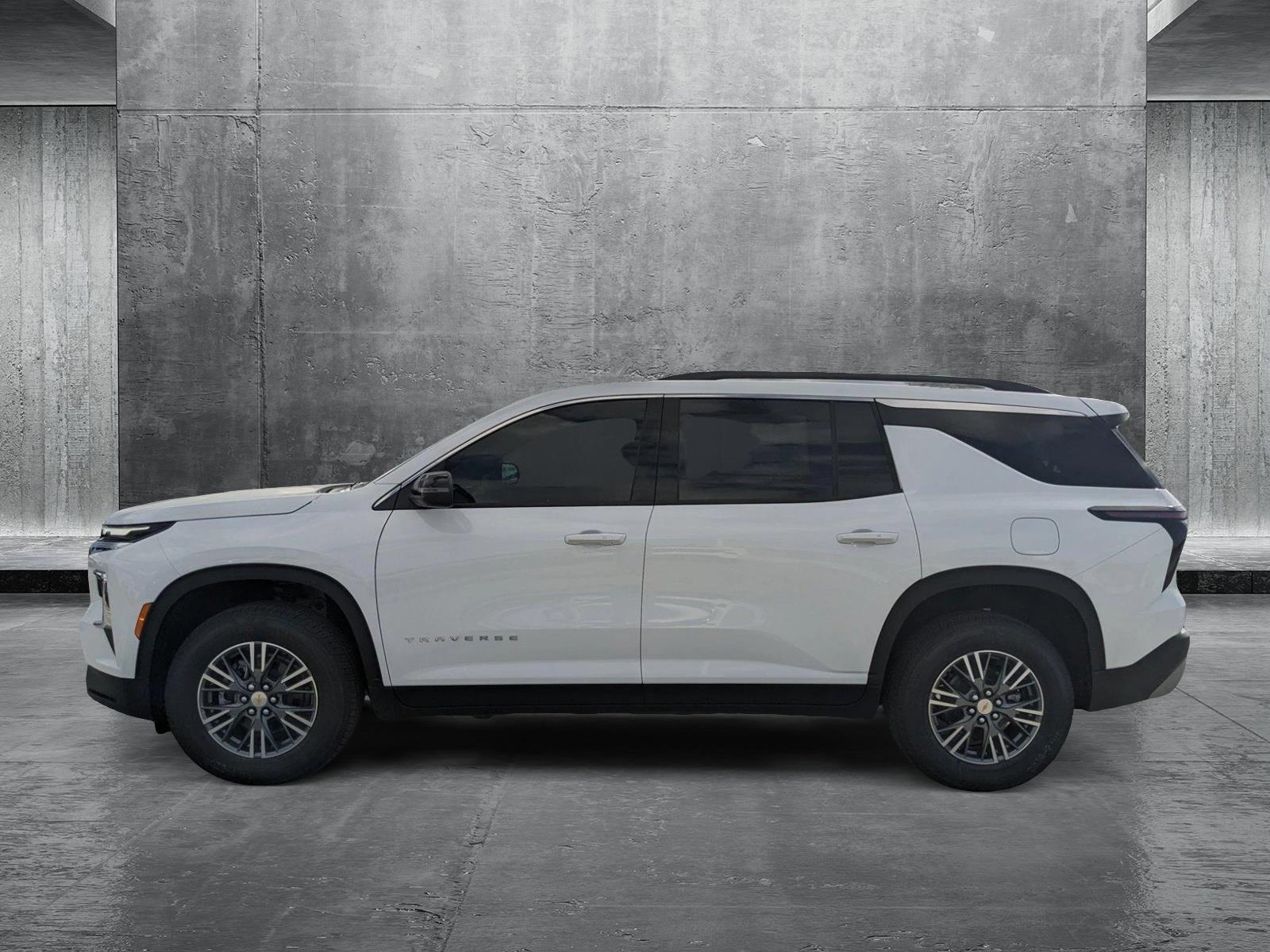 2025 Chevrolet Traverse Vehicle Photo in MIAMI, FL 33172-3015