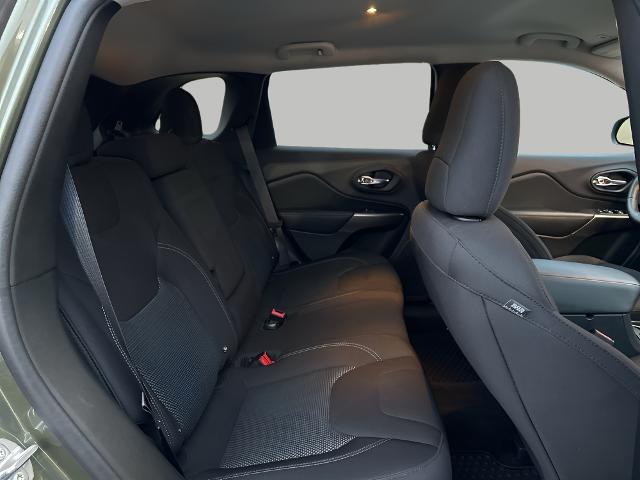 2019 Jeep Cherokee Vehicle Photo in MANITOWOC, WI 54220-5838