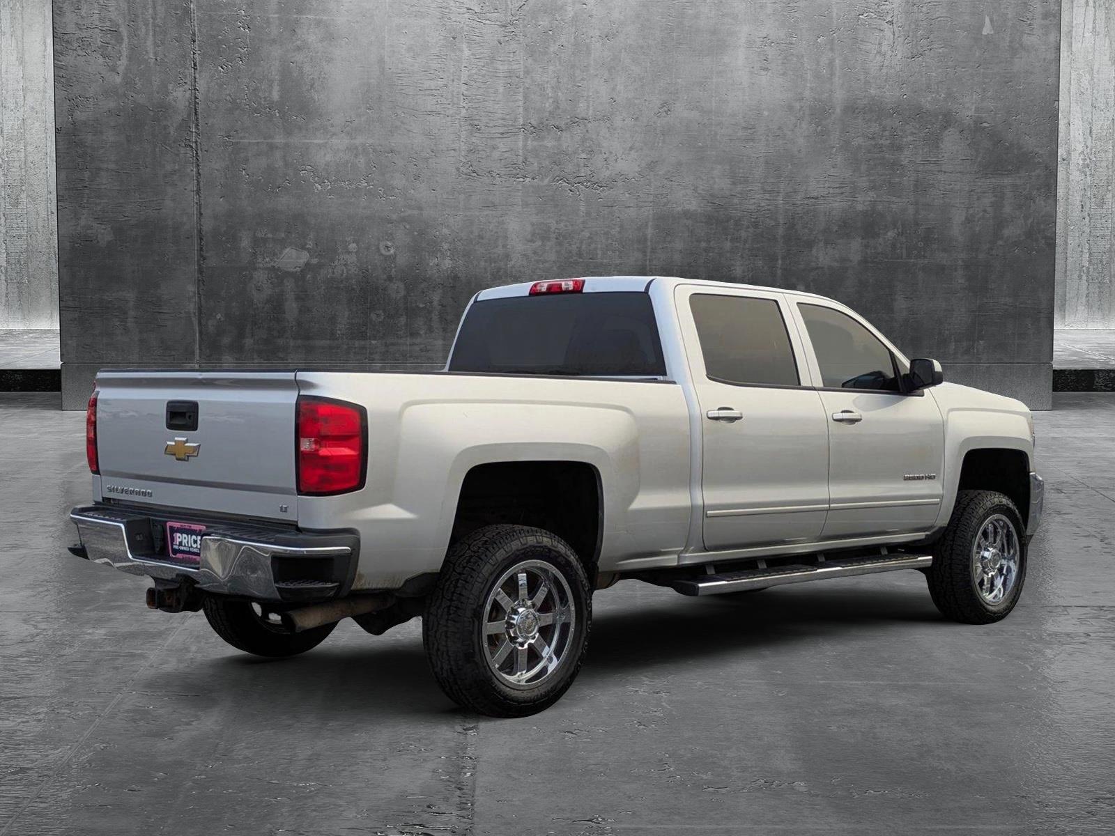 2015 Chevrolet Silverado 2500HD Built After Aug 14 Vehicle Photo in CLEARWATER, FL 33764-7163