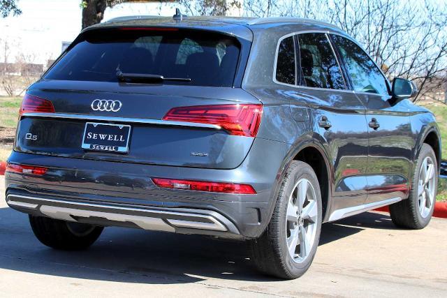 2024 Audi Q5 Vehicle Photo in SUGAR LAND, TX 77478