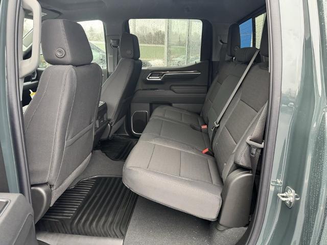 2025 Chevrolet Silverado 1500 Vehicle Photo in GARDNER, MA 01440-3110