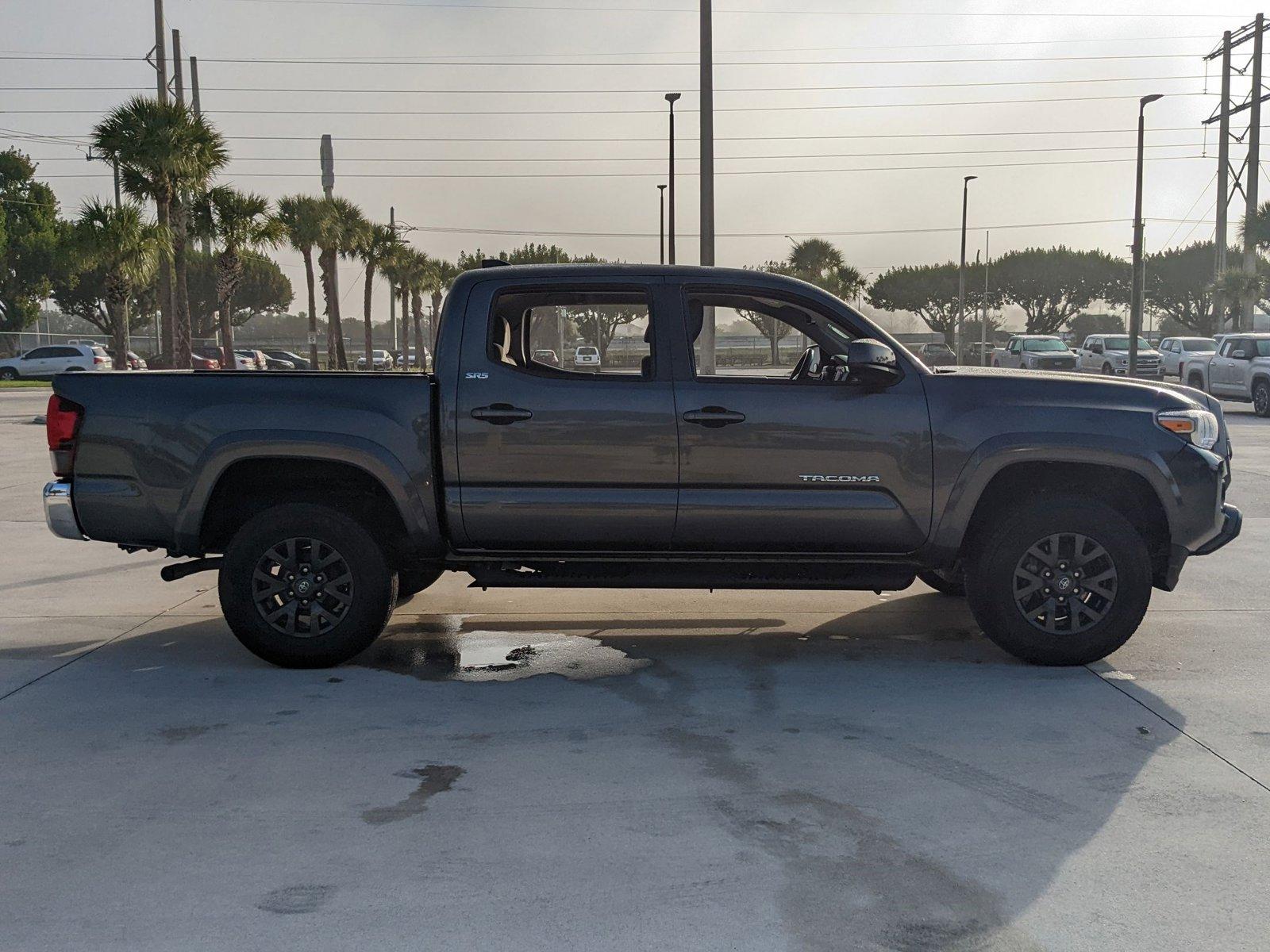 2021 Toyota Tacoma 2WD Vehicle Photo in Davie, FL 33331