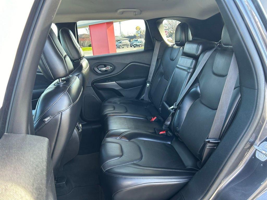 2019 Jeep Cherokee Vehicle Photo in Cedar Rapids, IA 52402
