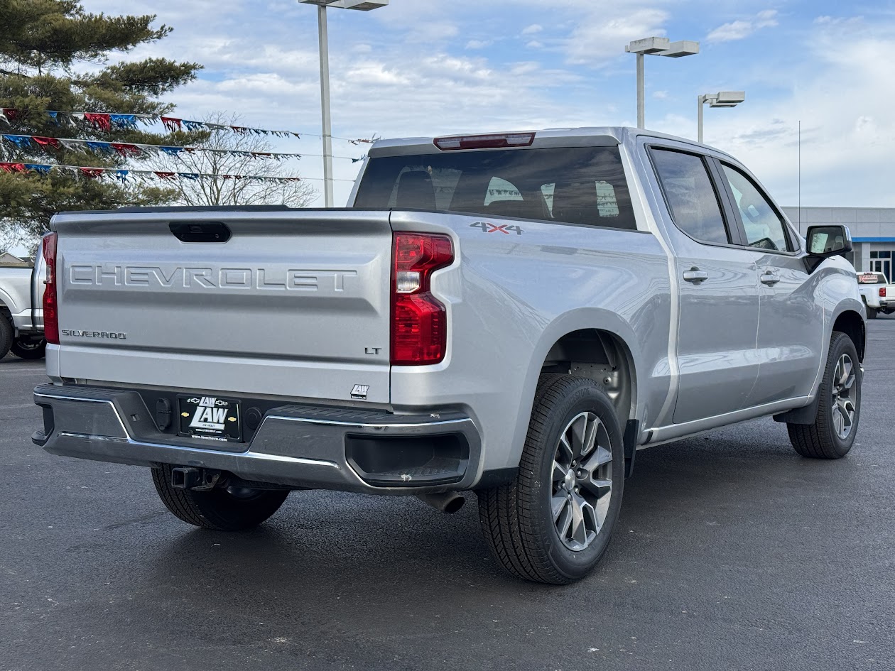 2022 Chevrolet Silverado 1500 LTD Vehicle Photo in BOONVILLE, IN 47601-9633