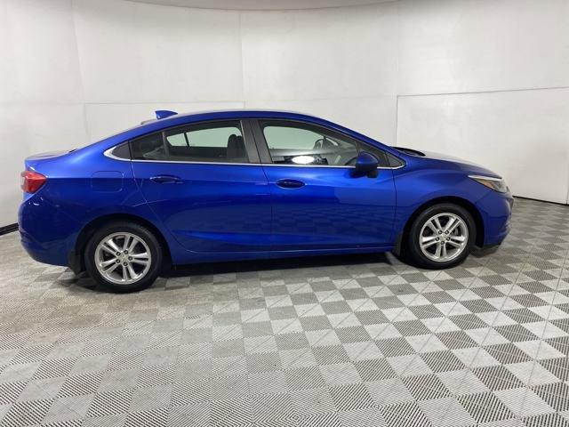 2018 Chevrolet Cruze Vehicle Photo in MEDINA, OH 44256-9001