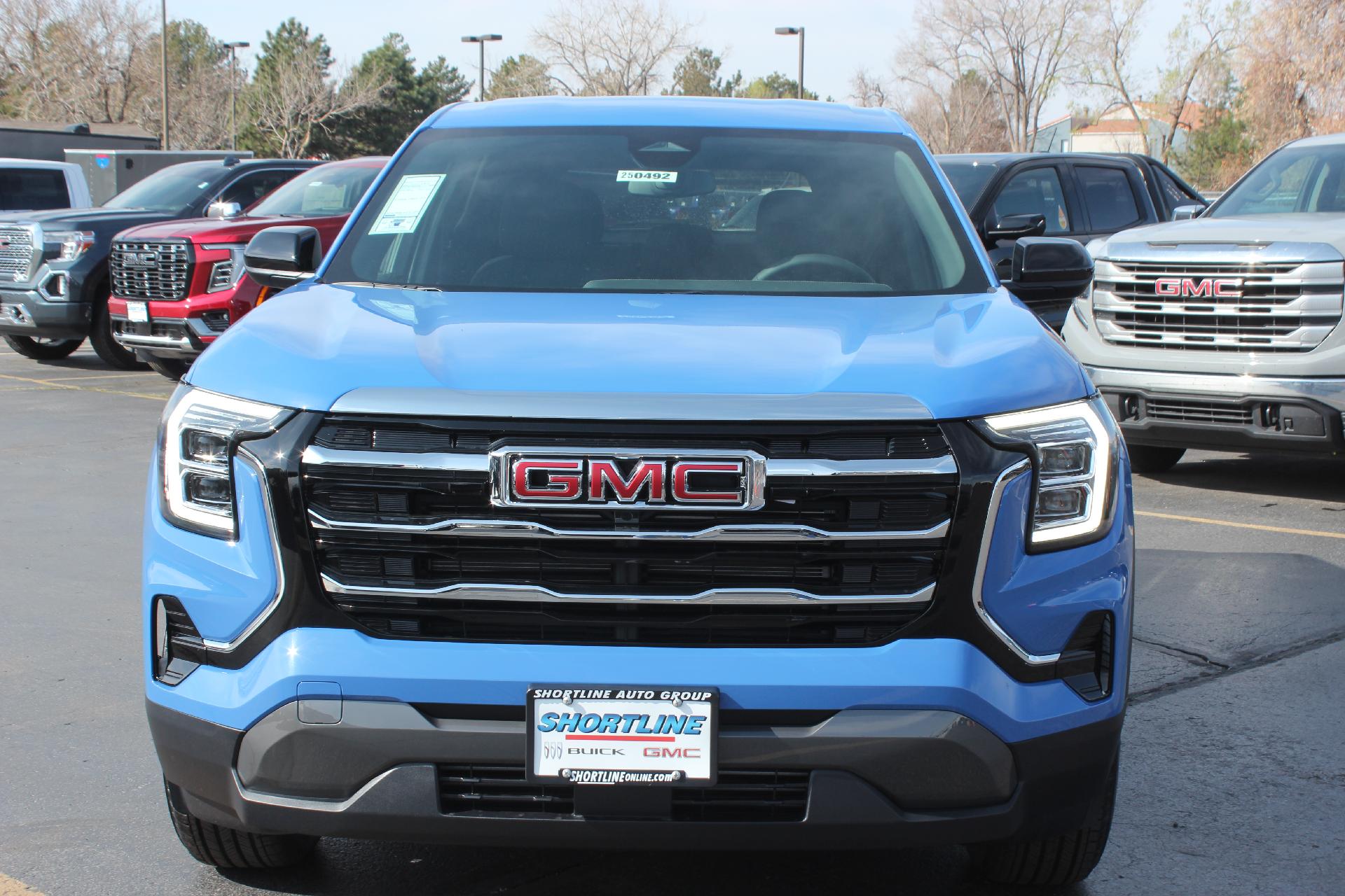 2025 GMC Terrain Vehicle Photo in AURORA, CO 80012-4011