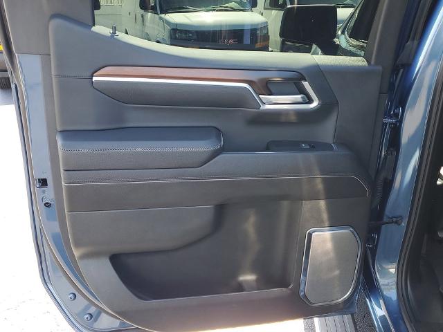 2025 GMC Sierra 1500 Vehicle Photo in LIGHTHOUSE POINT, FL 33064-6849