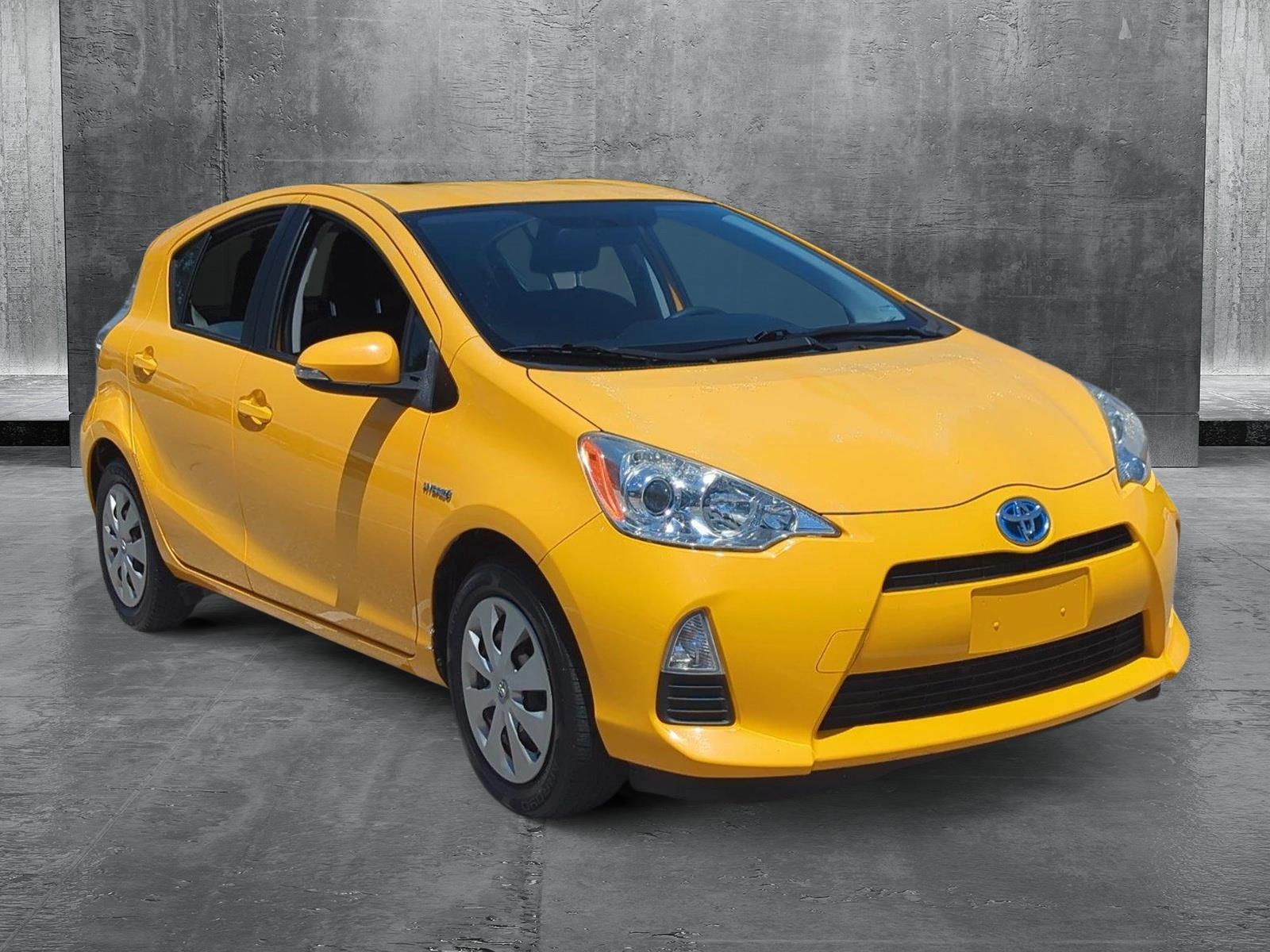 2014 Toyota Prius c Vehicle Photo in Ft. Myers, FL 33907