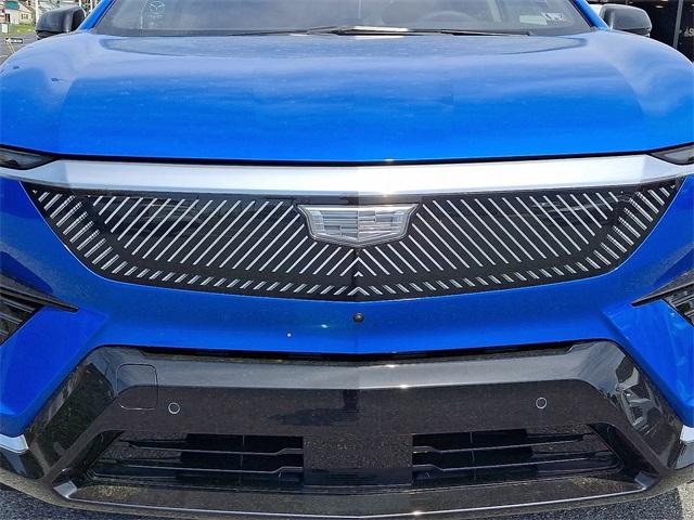 2025 Cadillac OPTIQ Vehicle Photo in ALLENTOWN, PA 18103-7399