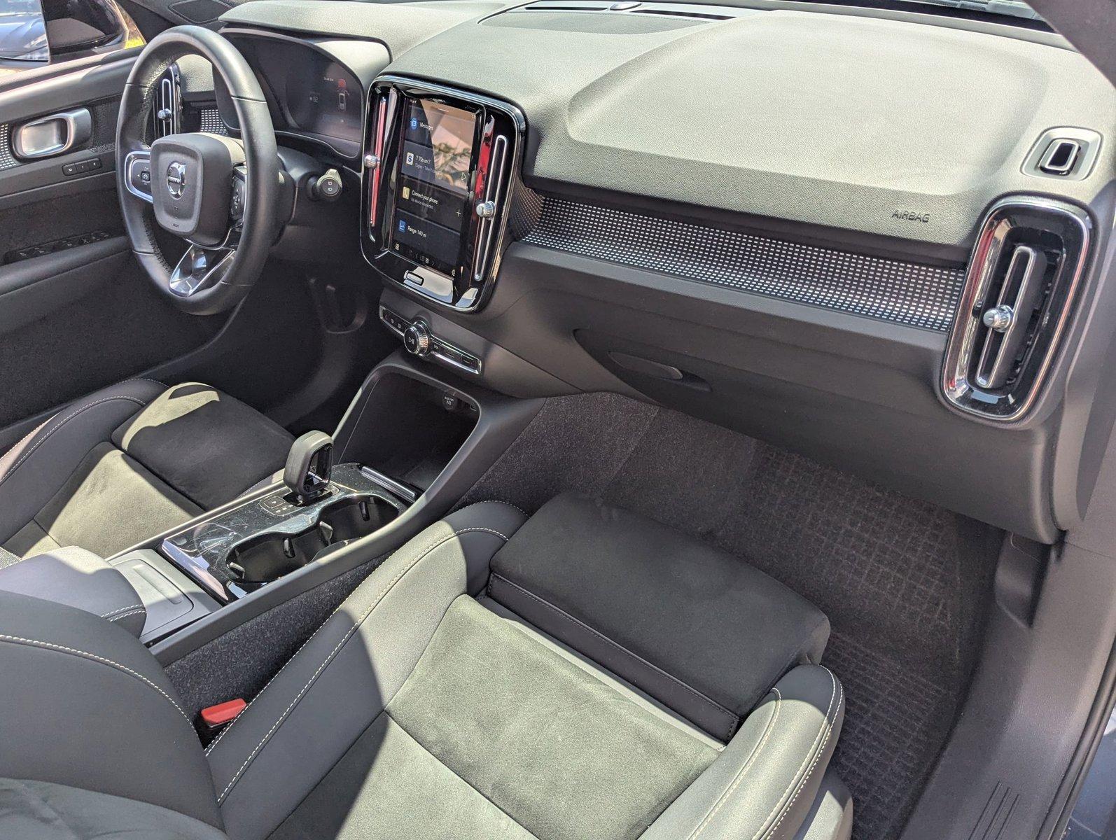 2022 Volvo XC40 Recharge Pure Electric Vehicle Photo in Delray Beach, FL 33444