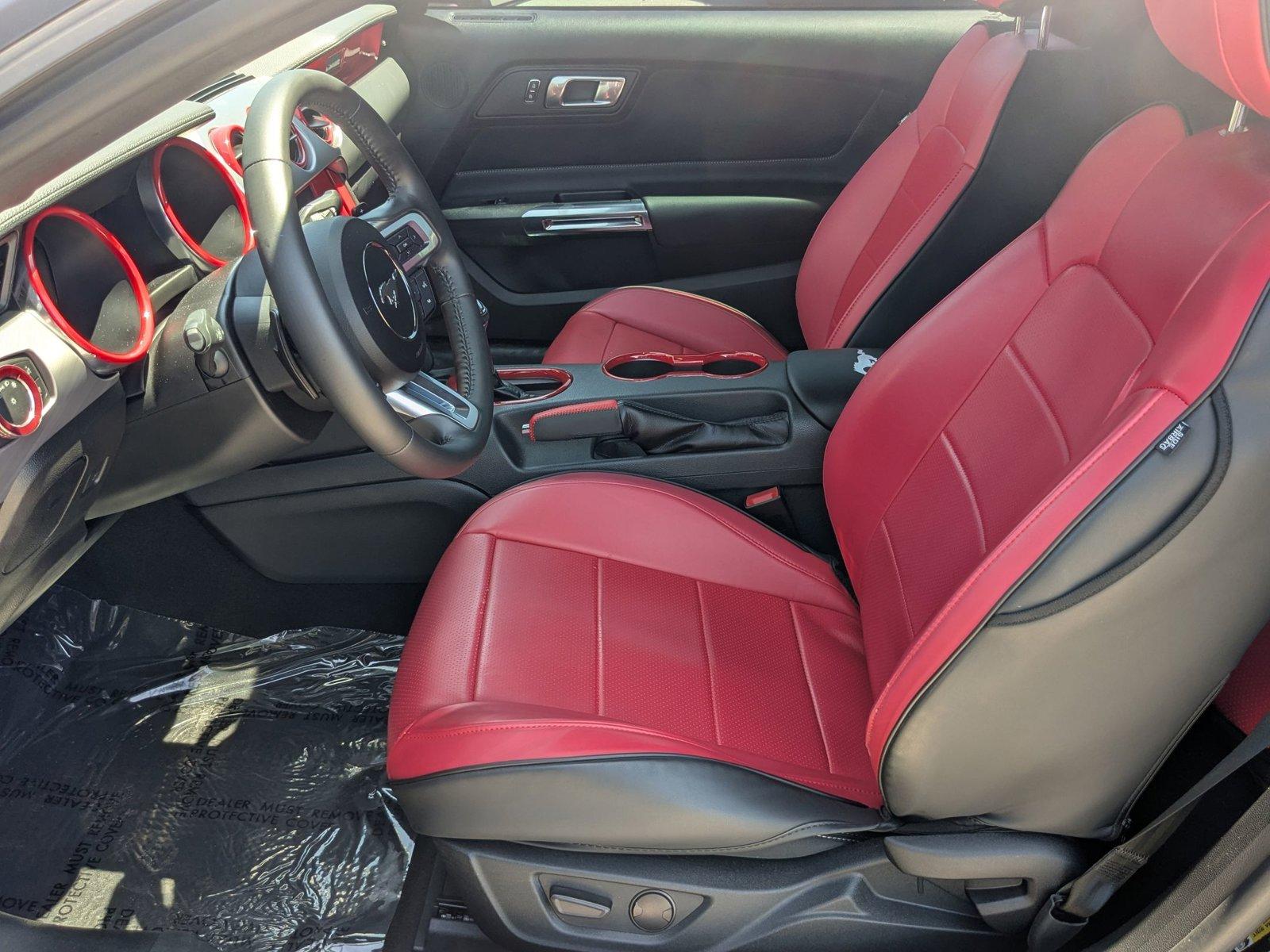 2022 Ford Mustang Vehicle Photo in St. Petersburg, FL 33713