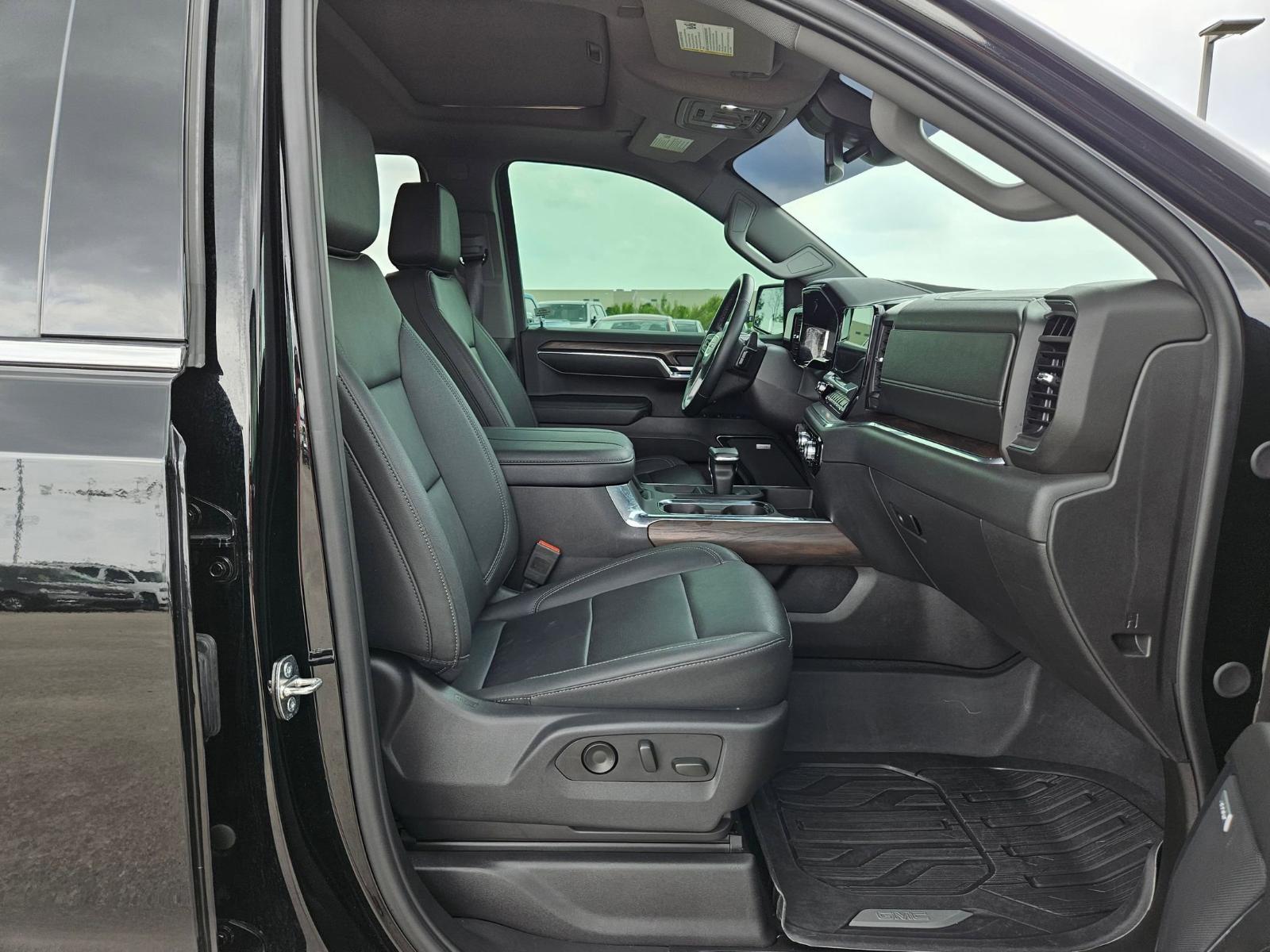2024 GMC Sierra 1500 Vehicle Photo in Seguin, TX 78155