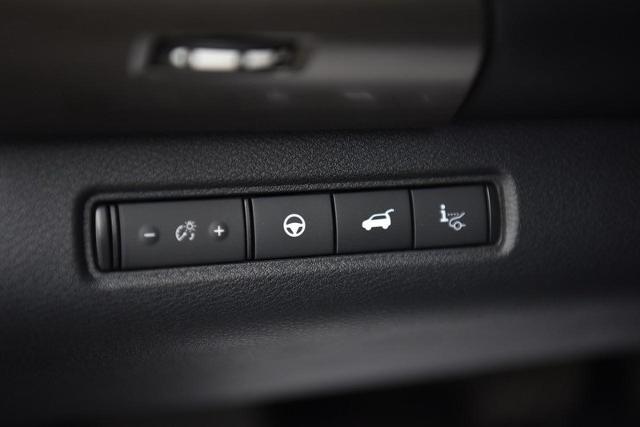 2023 Nissan Pathfinder Vehicle Photo in Ballwin, MO 63011
