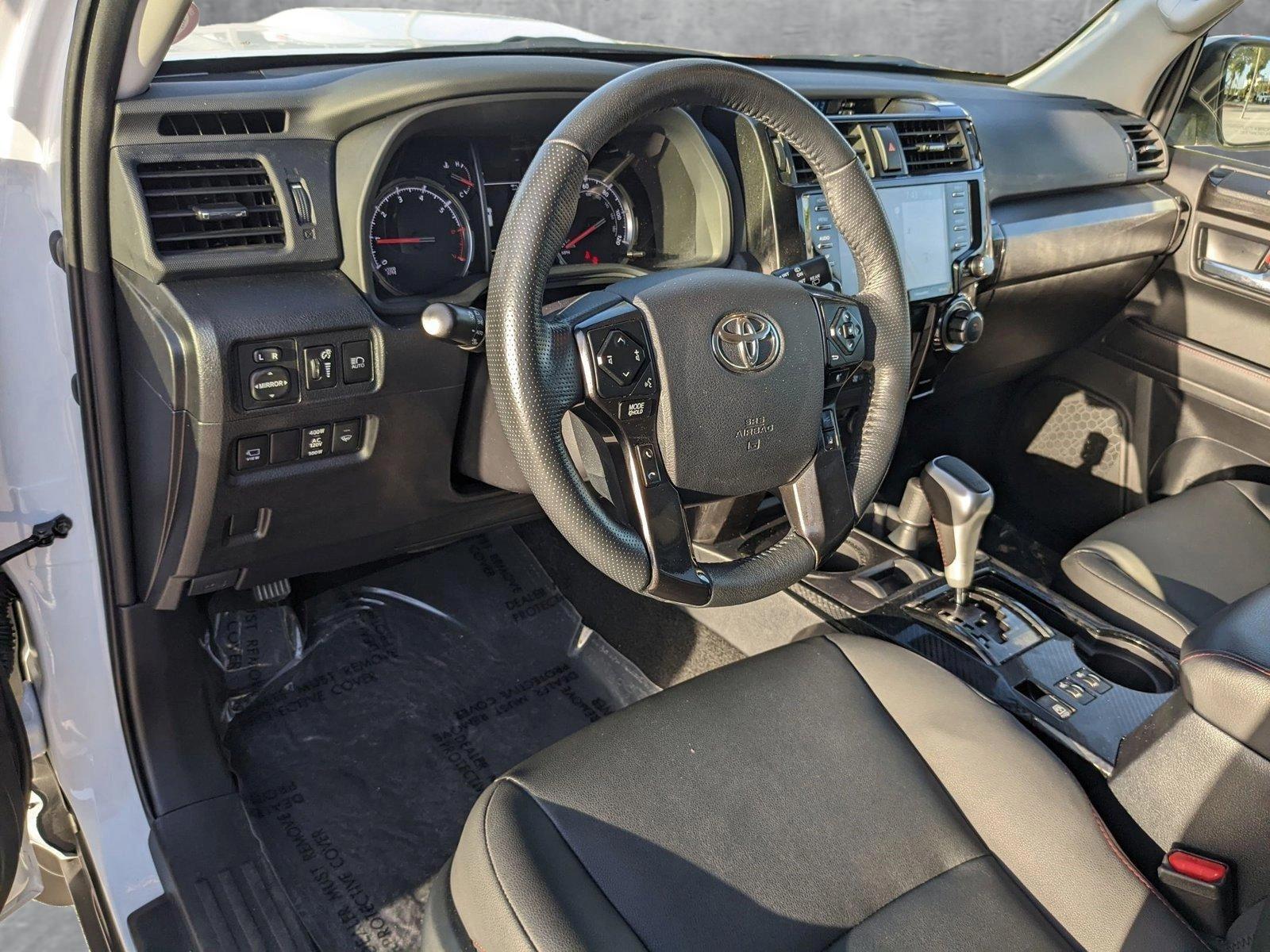 2024 Toyota 4Runner Vehicle Photo in Davie, FL 33331