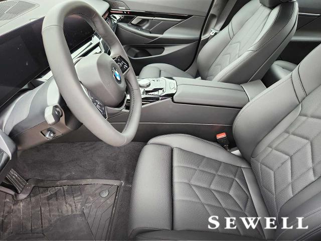 2025 BMW 530i xDrive Vehicle Photo in PLANO, TX 75024