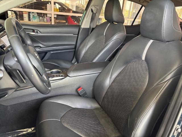 2018 Toyota Camry Vehicle Photo in MANHATTAN, KS 66502-5036